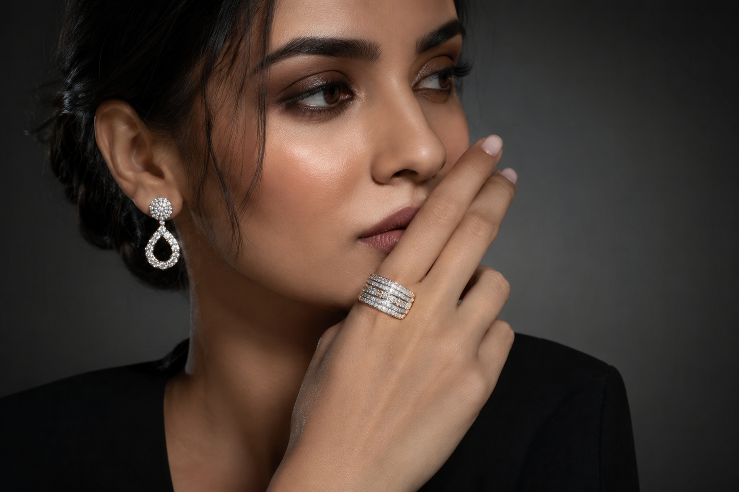 Emerald Frame Ring
