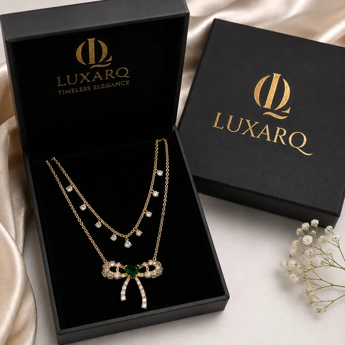 LUXARQ Green Heart Bow Layered Necklace