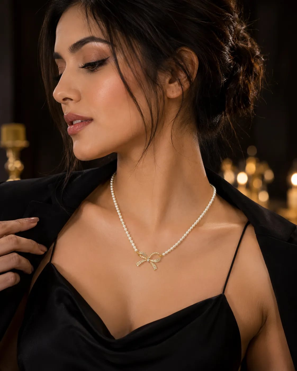 LUXARQ Pearl Bow Necklace for Women