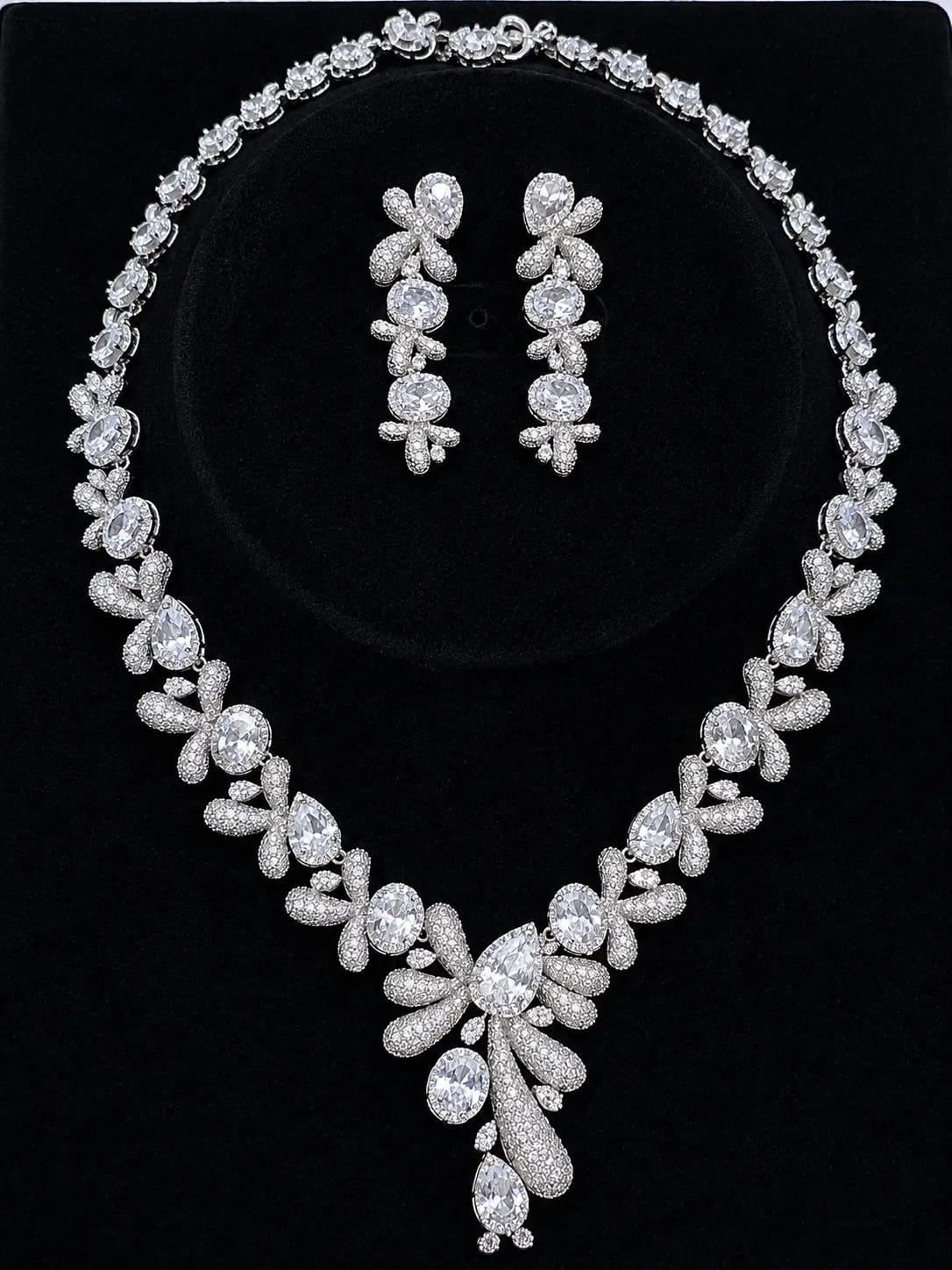 LUXARQ Austrian Crystal Rhodium Plated Necklace Set